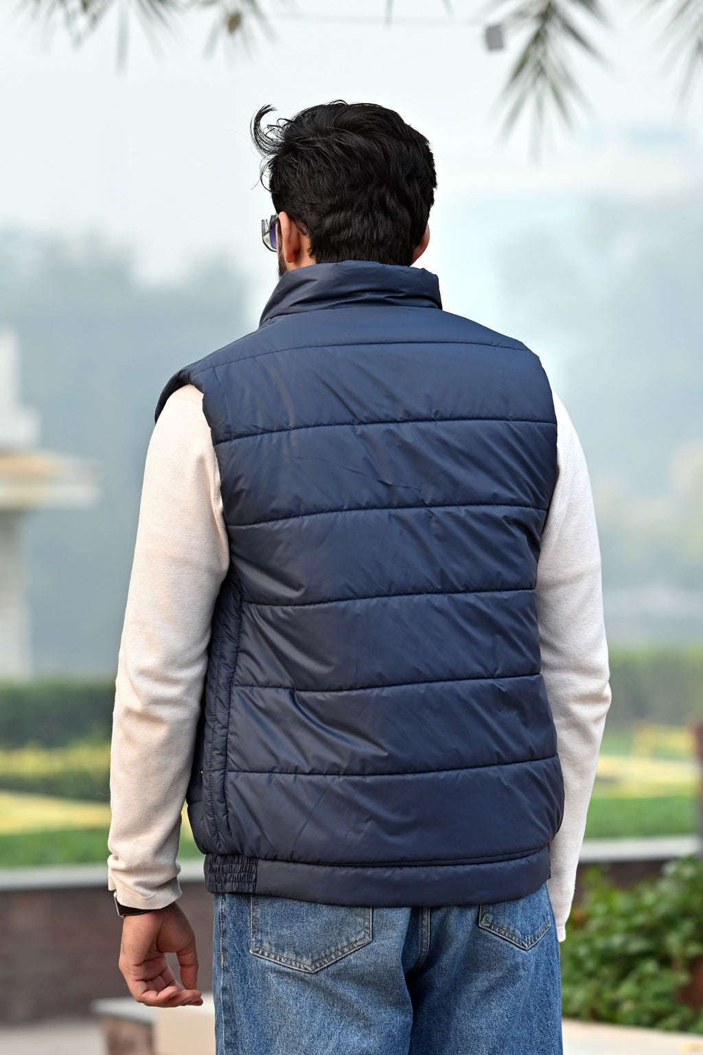 ARCTIC CORE PUFFER JACKET (SLEEVELESS JACKET) - BLUE